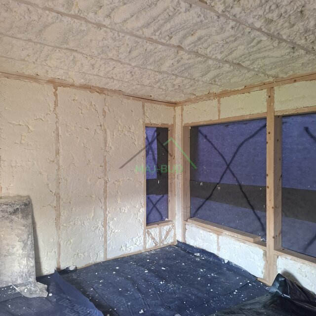 Ocieplanie pianą PUR - Pomieszczenie gospodarcze - Wołczkowo - ul. Łanowa, Wołczkowo