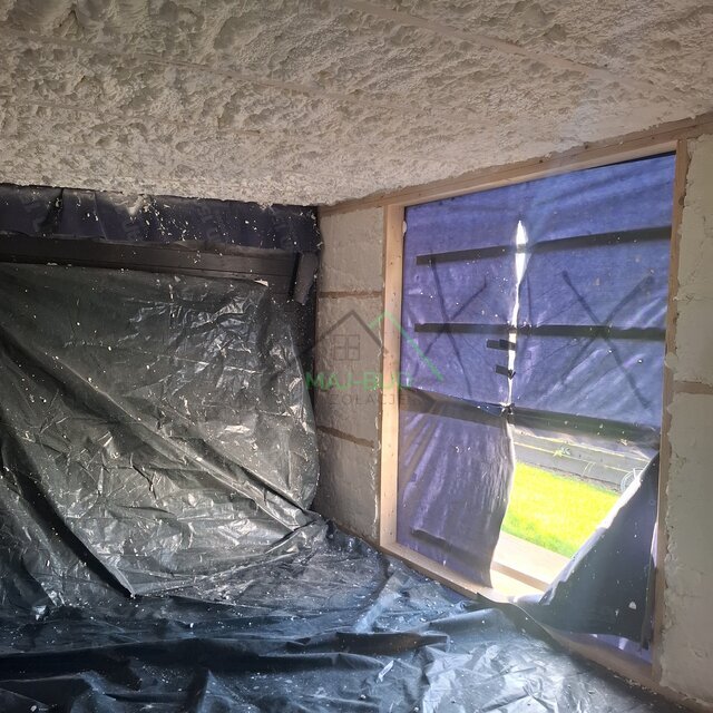 Ocieplanie pianą PUR - Pomieszczenie gospodarcze - Wołczkowo - ul. Łanowa, Wołczkowo